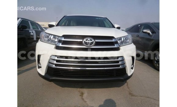 Buy Import Toyota Kluger White Car in Import - Dubai in East Mahé Buy Import Toyota Kluger White Car in Import - Dubai in East Mahé