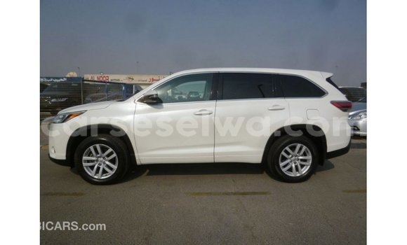 Buy Import Toyota Kluger White Car in Import - Dubai in East Mahé Buy Import Toyota Kluger White Car in Import - Dubai in East Mahé