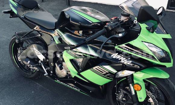 Buy New Kawasaki Ninja ZX-10R Green Bike in Mahe in Victoria Buy New Kawasaki Ninja ZX-10R Green Bike in Mahe in Victoria