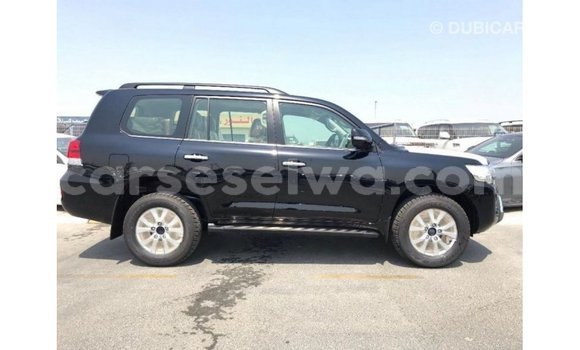 Buy Import Toyota Land Cruiser Black Car in Import - Dubai in East Mahé Buy Import Toyota Land Cruiser Black Car in Import - Dubai in East Mahé