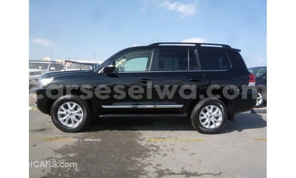 Buy Import Toyota Land Cruiser Black Car in Import - Dubai in East Mahé Buy Import Toyota Land Cruiser Black Car in Import - Dubai in East Mahé