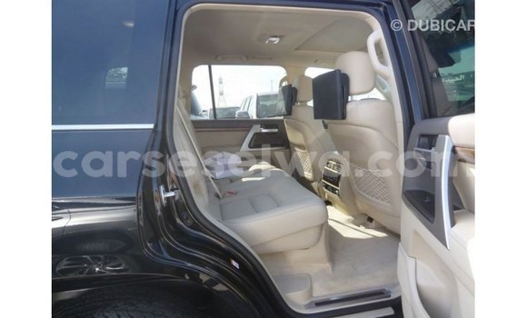 Buy Import Toyota Land Cruiser Black Car in Import - Dubai in East Mahé Buy Import Toyota Land Cruiser Black Car in Import - Dubai in East Mahé
