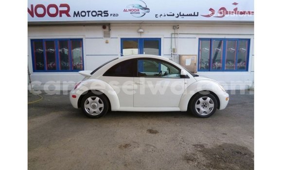 Buy Import Volkswagen Beetle White Car in Import - Dubai in East Mahé Buy Import Volkswagen Beetle White Car in Import - Dubai in East Mahé