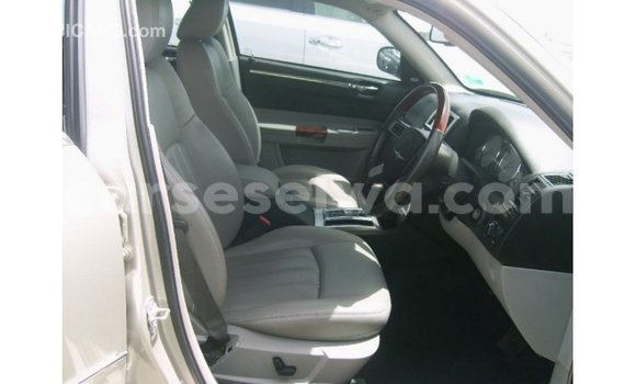 Buy Import Chrysler 300 Beige Car in Import - Dubai in East Mahé Buy Import Chrysler 300 Beige Car in Import - Dubai in East Mahé