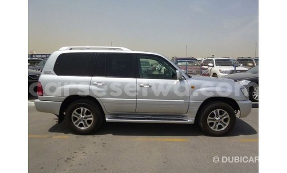 Acheter Import Voiture Lexus LX Autre à Import - Dubai, East Mahé Acheter Import Voiture Lexus LX Autre à Import - Dubai, East Mahé