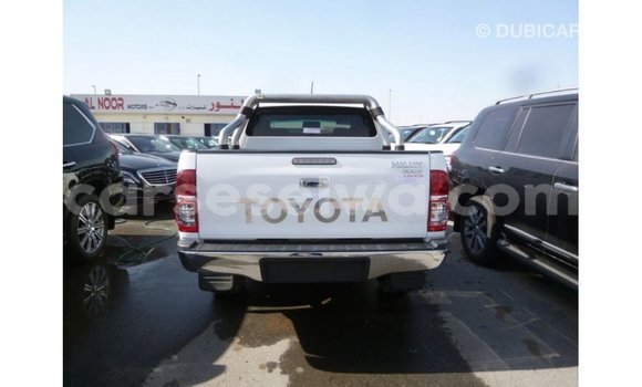 Buy Import Toyota Hilux White Car in Import - Dubai in East Mahé Buy Import Toyota Hilux White Car in Import - Dubai in East Mahé