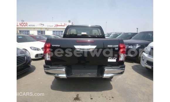 Buy Import Toyota Hilux Black Car in Import - Dubai in East Mahé Buy Import Toyota Hilux Black Car in Import - Dubai in East Mahé