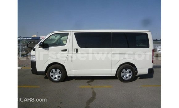 Buy Import Toyota Hiace White Car in Import - Dubai in East Mahé Buy Import Toyota Hiace White Car in Import - Dubai in East Mahé
