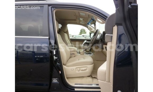 Buy Import Toyota Land Cruiser Blue Car in Import - Dubai in East Mahé Buy Import Toyota Land Cruiser Blue Car in Import - Dubai in East Mahé