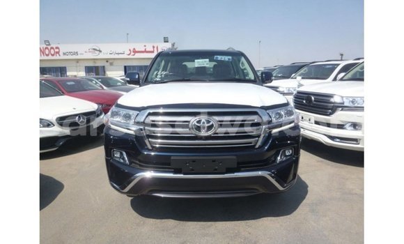 Buy Import Toyota Land Cruiser Blue Car in Import - Dubai in East Mahé Buy Import Toyota Land Cruiser Blue Car in Import - Dubai in East Mahé