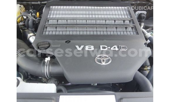 Buy Import Toyota Land Cruiser Blue Car in Import - Dubai in East Mahé Buy Import Toyota Land Cruiser Blue Car in Import - Dubai in East Mahé