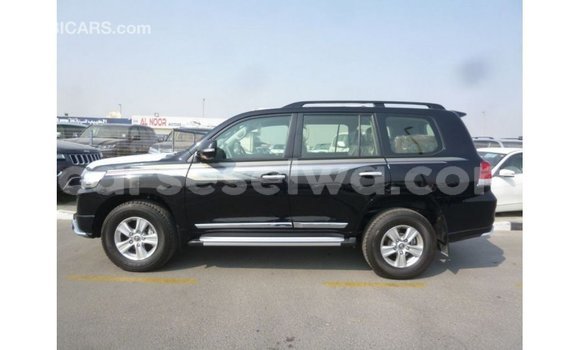 Buy Import Toyota Land Cruiser Black Car in Import - Dubai in East Mahé Buy Import Toyota Land Cruiser Black Car in Import - Dubai in East Mahé