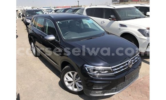 Acheter Import Voiture Volkswagen Tiguan Noir à Import - Dubai, East Mahé Acheter Import Voiture Volkswagen Tiguan Noir à Import - Dubai, East Mahé