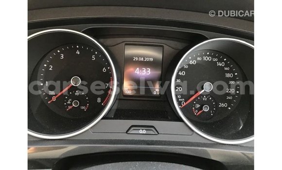 Acheter Import Voiture Volkswagen Tiguan Noir à Import - Dubai, East Mahé Acheter Import Voiture Volkswagen Tiguan Noir à Import - Dubai, East Mahé