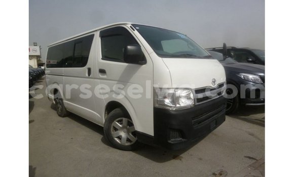 Buy Import Toyota Hiace White Car in Import - Dubai in East Mahé Buy Import Toyota Hiace White Car in Import - Dubai in East Mahé
