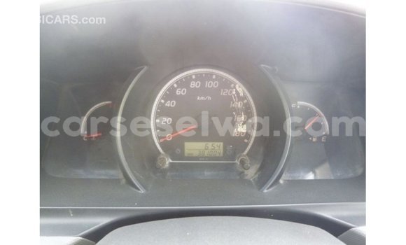 Buy Import Toyota Hiace White Car in Import - Dubai in East Mahé Buy Import Toyota Hiace White Car in Import - Dubai in East Mahé