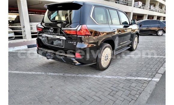 Acheter Import Voiture Lexus LX Noir à Import - Dubai, East Mahé Acheter Import Voiture Lexus LX Noir à Import - Dubai, East Mahé