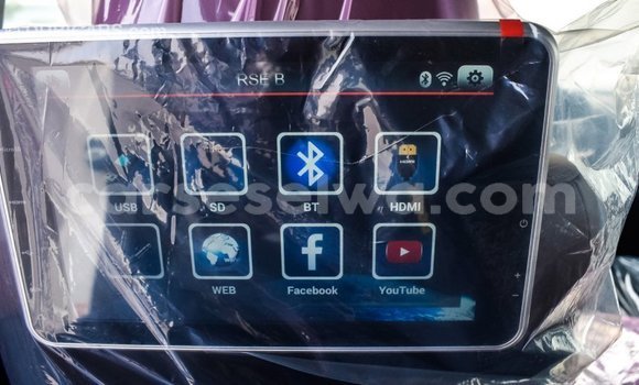 Acheter Import Voiture Toyota Land Cruiser Noir à Import - Dubai, East Mahé Acheter Import Voiture Toyota Land Cruiser Noir à Import - Dubai, East Mahé