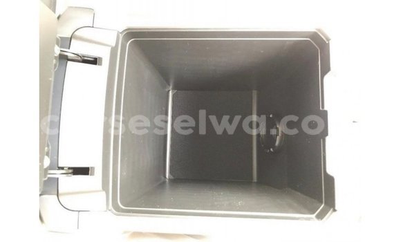 Buy Import Toyota Prado Black Car in Import - Dubai in East Mahé Buy Import Toyota Prado Black Car in Import - Dubai in East Mahé