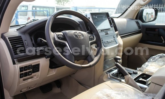 Acheter Import Voiture Toyota Land Cruiser Autre à Import - Dubai, East Mahé Acheter Import Voiture Toyota Land Cruiser Autre à Import - Dubai, East Mahé
