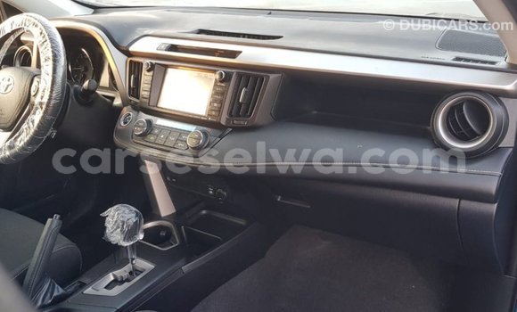 Acheter Import Utilitaire Toyota Ade Bleu à Import - Dubai, East Mahé Acheter Import Utilitaire Toyota Ade Bleu à Import - Dubai, East Mahé