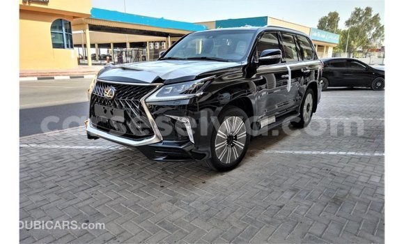 Acheter Import Voiture Lexus LX Noir à Import - Dubai, East Mahé Acheter Import Voiture Lexus LX Noir à Import - Dubai, East Mahé