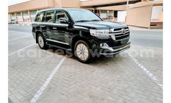 Buy Import Toyota Land Cruiser Black Car in Import - Dubai in East Mahé Buy Import Toyota Land Cruiser Black Car in Import - Dubai in East Mahé