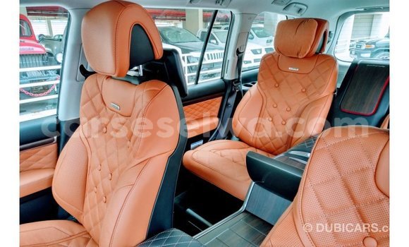 Buy Import Toyota Land Cruiser Black Car in Import - Dubai in East Mahé Buy Import Toyota Land Cruiser Black Car in Import - Dubai in East Mahé