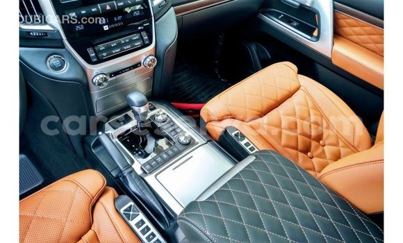 Buy Import Toyota Land Cruiser Black Car in Import - Dubai in East Mahé Buy Import Toyota Land Cruiser Black Car in Import - Dubai in East Mahé