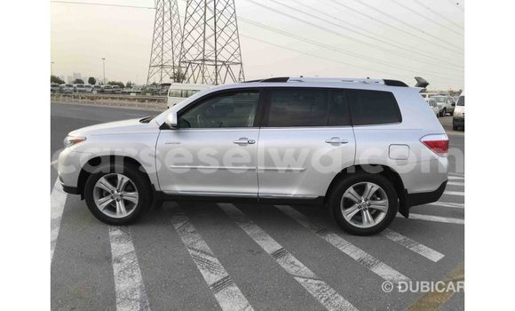 Acheter Import Voiture Toyota Highlander Autre à Import - Dubai, East Mahé Acheter Import Voiture Toyota Highlander Autre à Import - Dubai, East Mahé