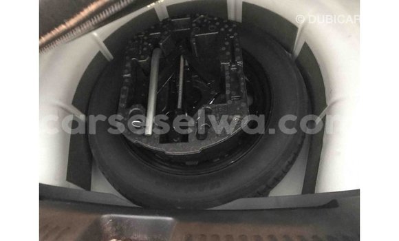 Acheter Import Voiture Volkswagen Jetta Blanc à Import - Dubai, East Mahé Acheter Import Voiture Volkswagen Jetta Blanc à Import - Dubai, East Mahé