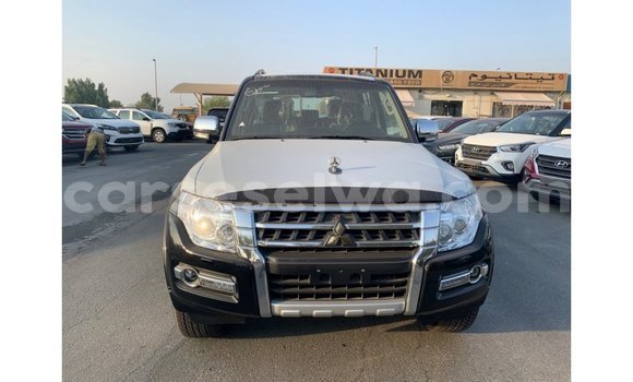 Buy Import Mitsubishi Pajero Black Car in Import - Dubai in East Mahé Buy Import Mitsubishi Pajero Black Car in Import - Dubai in East Mahé