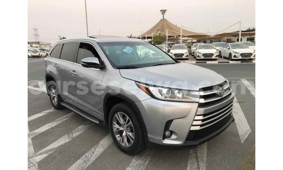 Acheter Import Voiture Toyota Highlander Autre à Import - Dubai, East Mahé Acheter Import Voiture Toyota Highlander Autre à Import - Dubai, East Mahé