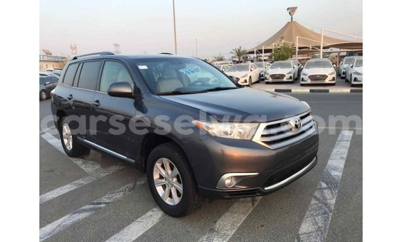 Acheter Import Voiture Toyota Highlander Autre à Import - Dubai, East Mahé Acheter Import Voiture Toyota Highlander Autre à Import - Dubai, East Mahé