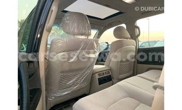 Buy Import Toyota Land Cruiser Black Car in Import - Dubai in East Mahé Buy Import Toyota Land Cruiser Black Car in Import - Dubai in East Mahé