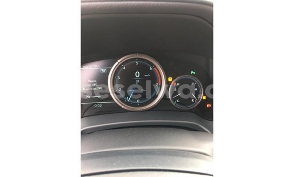 Acheter Import Voiture Lexus RX 300 Blanc à Import - Dubai, East Mahé Acheter Import Voiture Lexus RX 300 Blanc à Import - Dubai, East Mahé