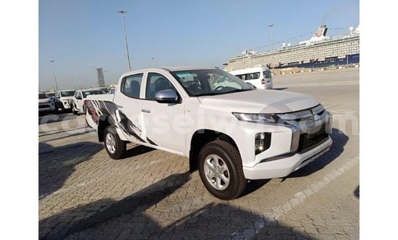 Buy Import Mitsubishi L200 White Car in Import - Dubai in East Mahé Buy Import Mitsubishi L200 White Car in Import - Dubai in East Mahé