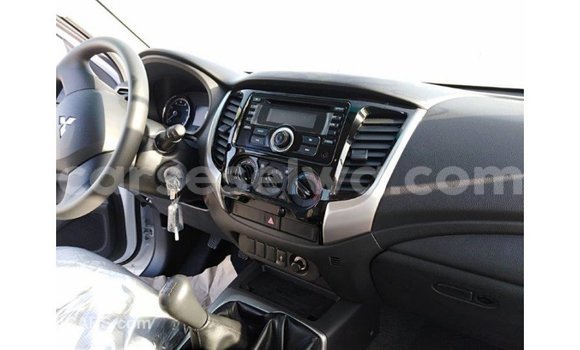 Buy Import Mitsubishi L200 White Car in Import - Dubai in East Mahé Buy Import Mitsubishi L200 White Car in Import - Dubai in East Mahé