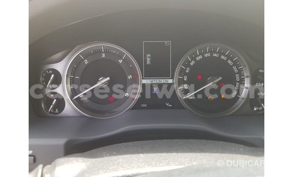 Acheter Import Voiture Toyota Land Cruiser Marron à Import - Dubai, East Mahé Acheter Import Voiture Toyota Land Cruiser Marron à Import - Dubai, East Mahé