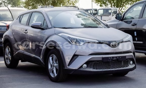 Acheter Import Voiture Toyota C-HR Autre à Import - Dubai, East Mahé Acheter Import Voiture Toyota C-HR Autre à Import - Dubai, East Mahé
