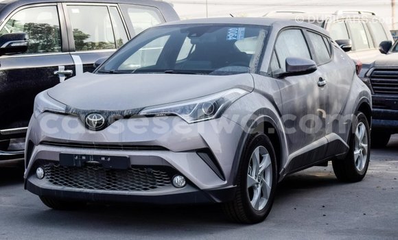 Acheter Import Voiture Toyota C-HR Autre à Import - Dubai, East Mahé Acheter Import Voiture Toyota C-HR Autre à Import - Dubai, East Mahé