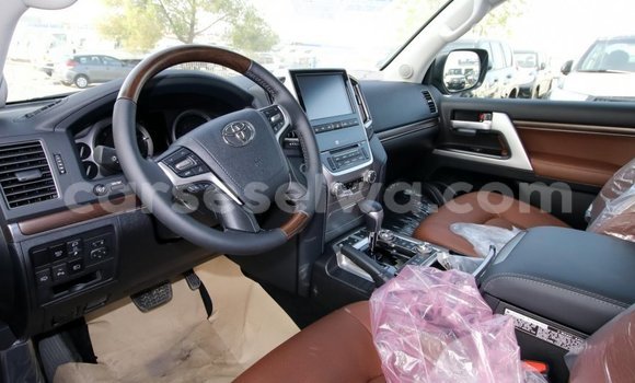 Buy Import Toyota Land Cruiser Black Car in Import - Dubai in East Mahé Buy Import Toyota Land Cruiser Black Car in Import - Dubai in East Mahé