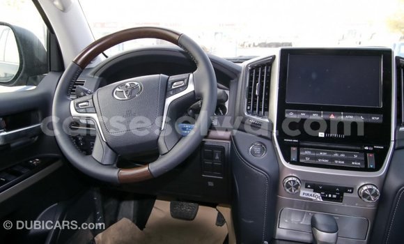 Buy Import Toyota Land Cruiser Black Car in Import - Dubai in East Mahé Buy Import Toyota Land Cruiser Black Car in Import - Dubai in East Mahé