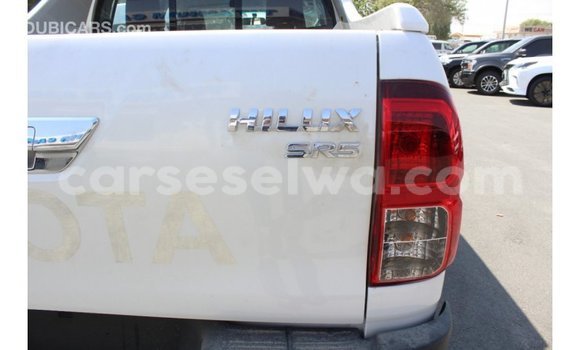 Buy Import Toyota Hilux White Car in Import - Dubai in East Mahé Buy Import Toyota Hilux White Car in Import - Dubai in East Mahé
