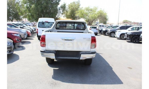 Buy Import Toyota Hilux White Car in Import - Dubai in East Mahé Buy Import Toyota Hilux White Car in Import - Dubai in East Mahé