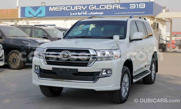 Buy Import Toyota Land Cruiser White Car in Import - Dubai in East Mahé Buy Import Toyota Land Cruiser White Car in Import - Dubai in East Mahé