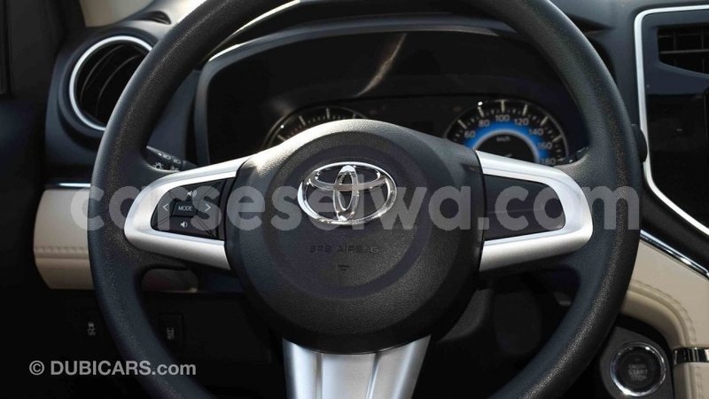 Big with watermark toyota rush east mah%c3%a9 import dubai 4839
