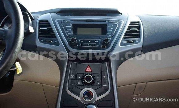 Acheter Import Voiture Hyundai Elantra Rouge à Import - Dubai, East Mahé Acheter Import Voiture Hyundai Elantra Rouge à Import - Dubai, East Mahé