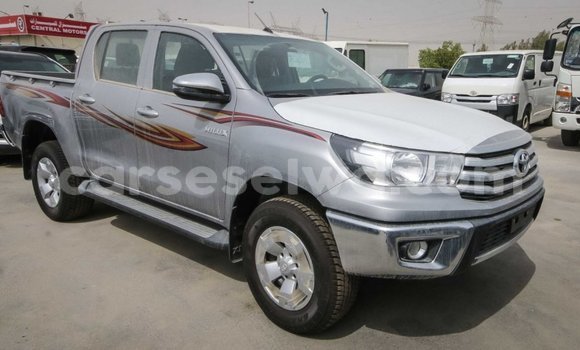 Acheter Import Voiture Toyota Hilux Autre à Import - Dubai, East Mahé Acheter Import Voiture Toyota Hilux Autre à Import - Dubai, East Mahé