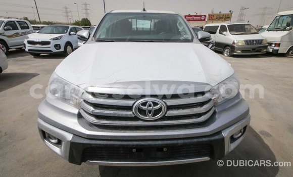 Acheter Import Voiture Toyota Hilux Autre à Import - Dubai, East Mahé Acheter Import Voiture Toyota Hilux Autre à Import - Dubai, East Mahé